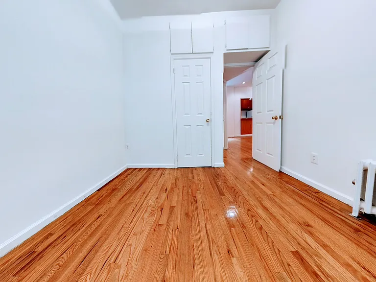 188 2nd Ave #4 — Photo 5
