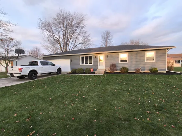 1228 Touvelle St, Celina, OH 45822