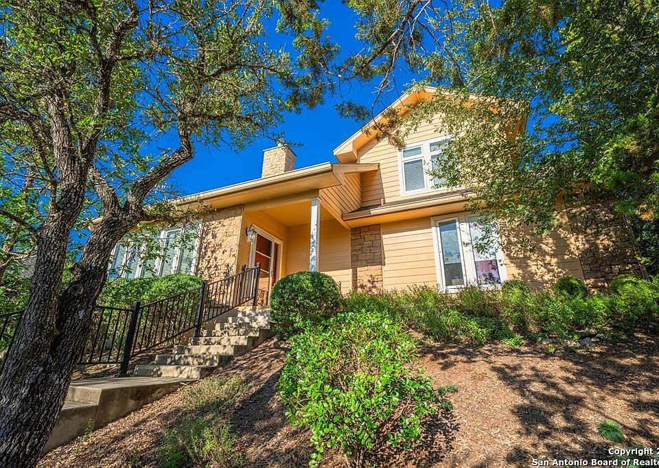 1st image of 2216 San Jacinto