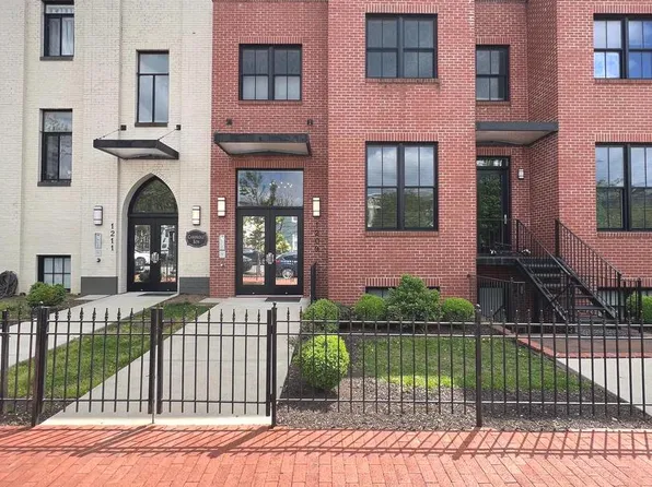 1209 G St SE Unit 8, Washington, DC 20003