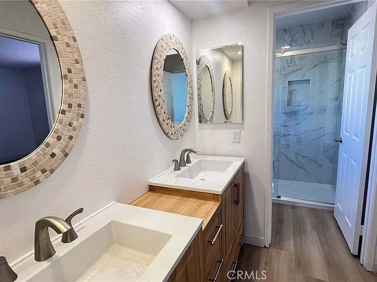 26062 Reynolds St — Photo 23