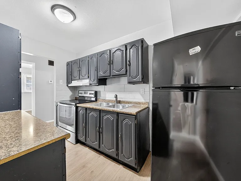 251 Midlothian Rd — Photo 13