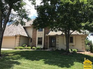 1708 Nicklaus Dr, Clinton, MO 64735