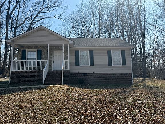 2nd image of 2723 Vestal St