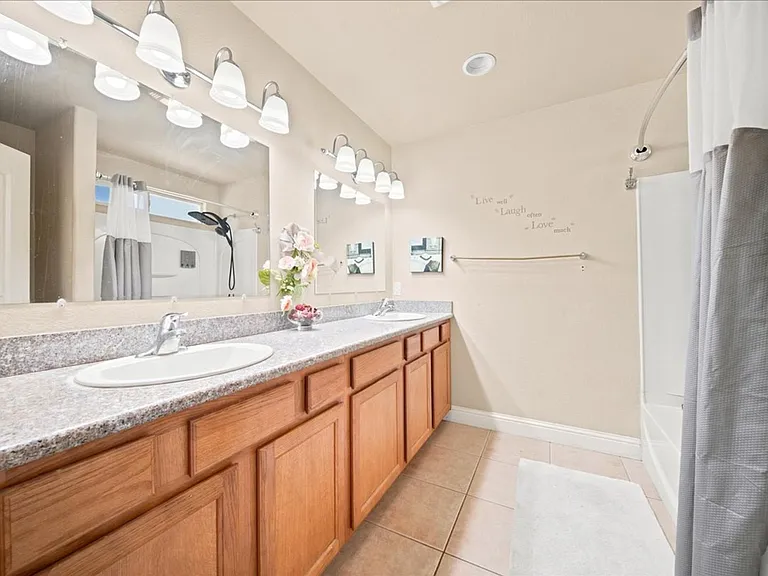 9105 Echo Point Pl — Photo 16