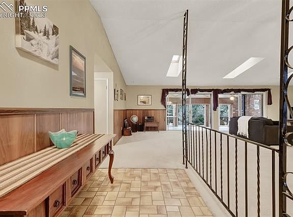 4th image of 2611 Northridge Dr