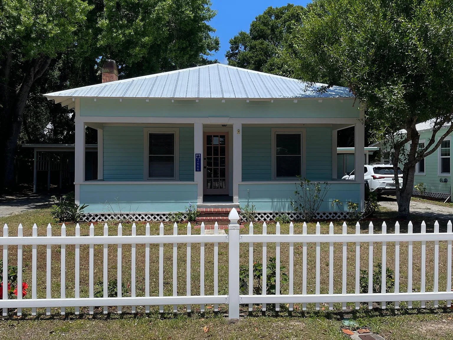 2 bed, 1100 sqft, $5,000 — Photo 1