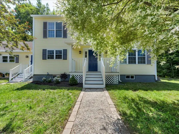 153 Cedar Street, Belfast, ME 04915
