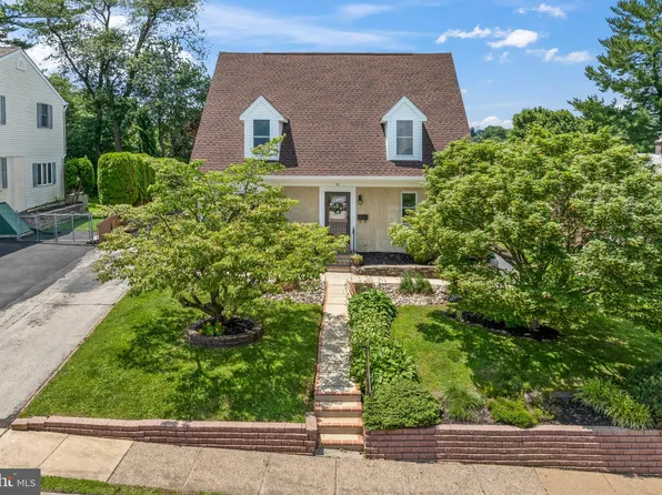 51 E Ann Rd, Broomall, PA 19008