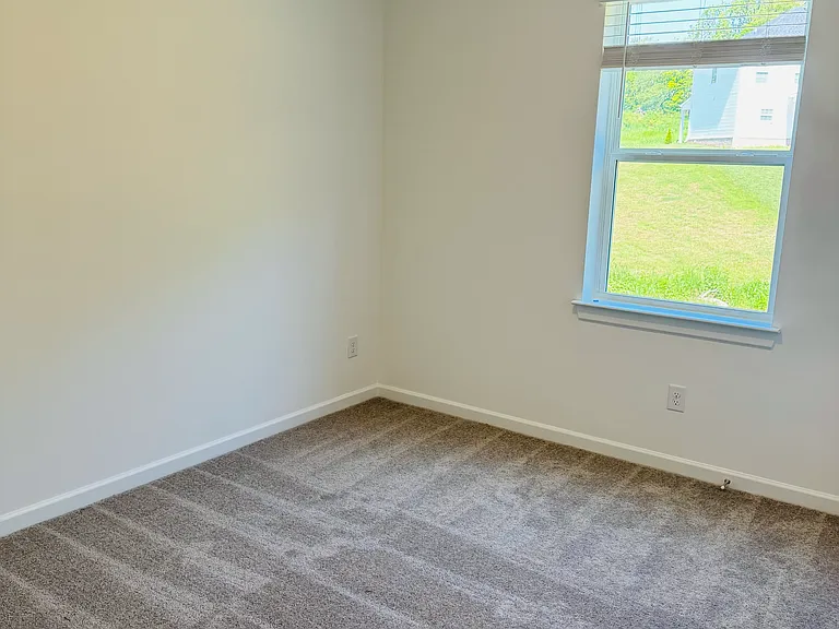 1026 Mourning Cloak Dr — Photo 16