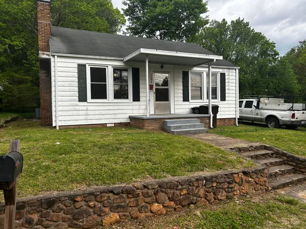 125 Masonic Dr, Elkin, NC 28621