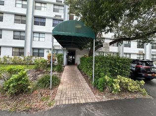 2401 Riverside Dr APT 311, Pompano Beach, FL 33065