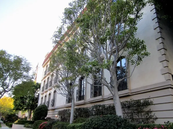 b8930, 8930 Burton Way Unit 303, Beverly Hills, CA 90211