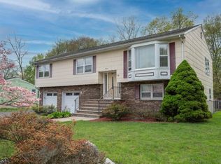 30 Edwards Rd, Parsippany, NJ 07054