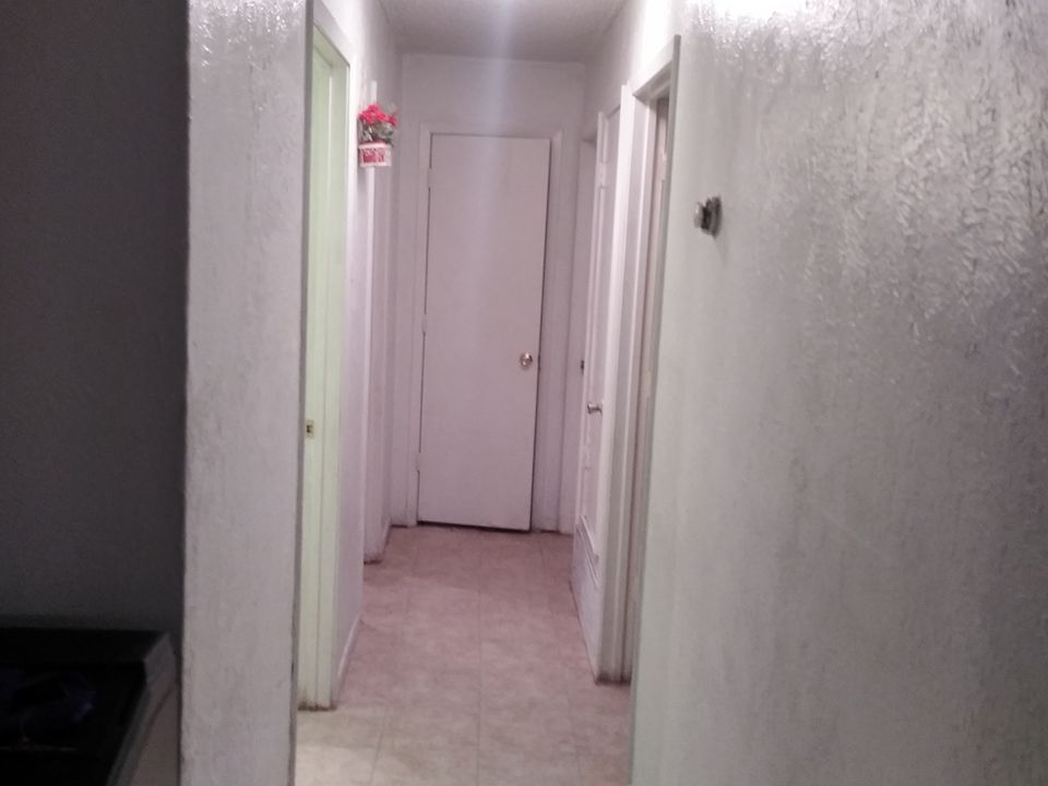 1st image of 611 Wyatt St