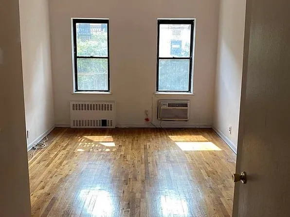 215 E 89th St APT 2D, New York, NY 10128