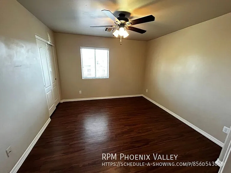 Bell Villas Apartments — Photo 31