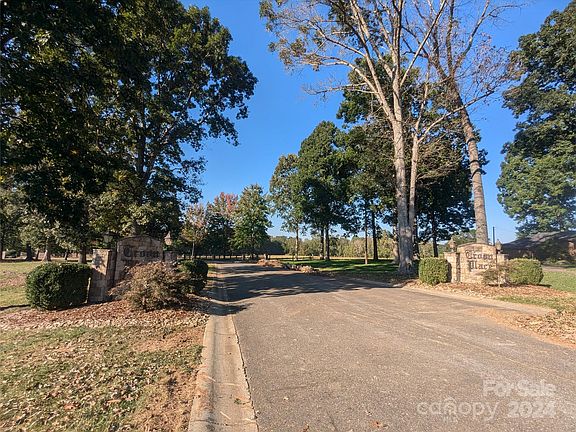 5th image of LOT 1 Troon Pl