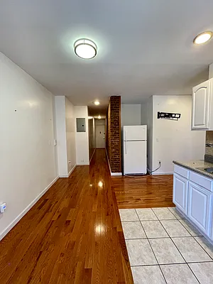 Rented by Brown Harris Stevens | media 4