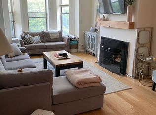 1950 N Lincoln Ave APT 3, Chicago, IL 60614
