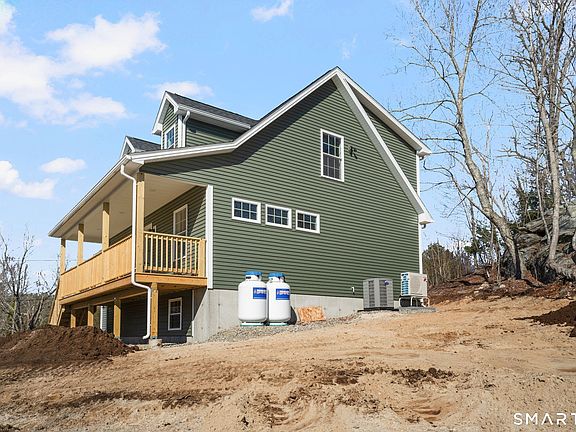 4th image of 135 Barstow Road