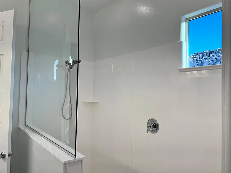 That is a Huge shower!