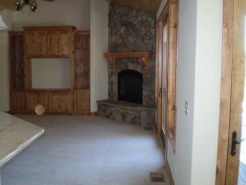 4th image of 164 Fox Peak Dr