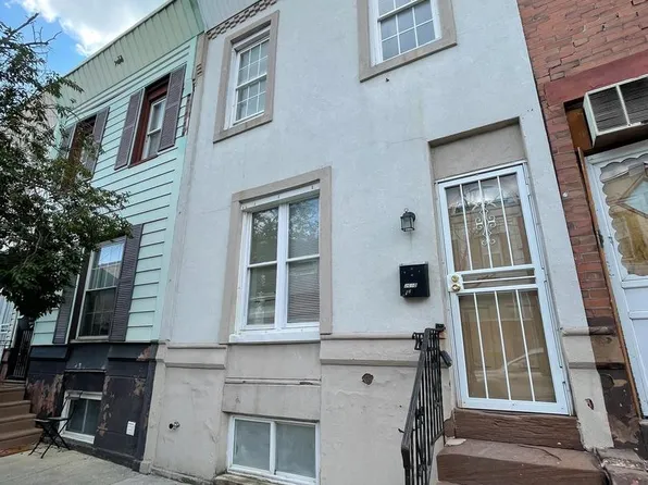 2610 S Franklin St, Philadelphia, PA 19148