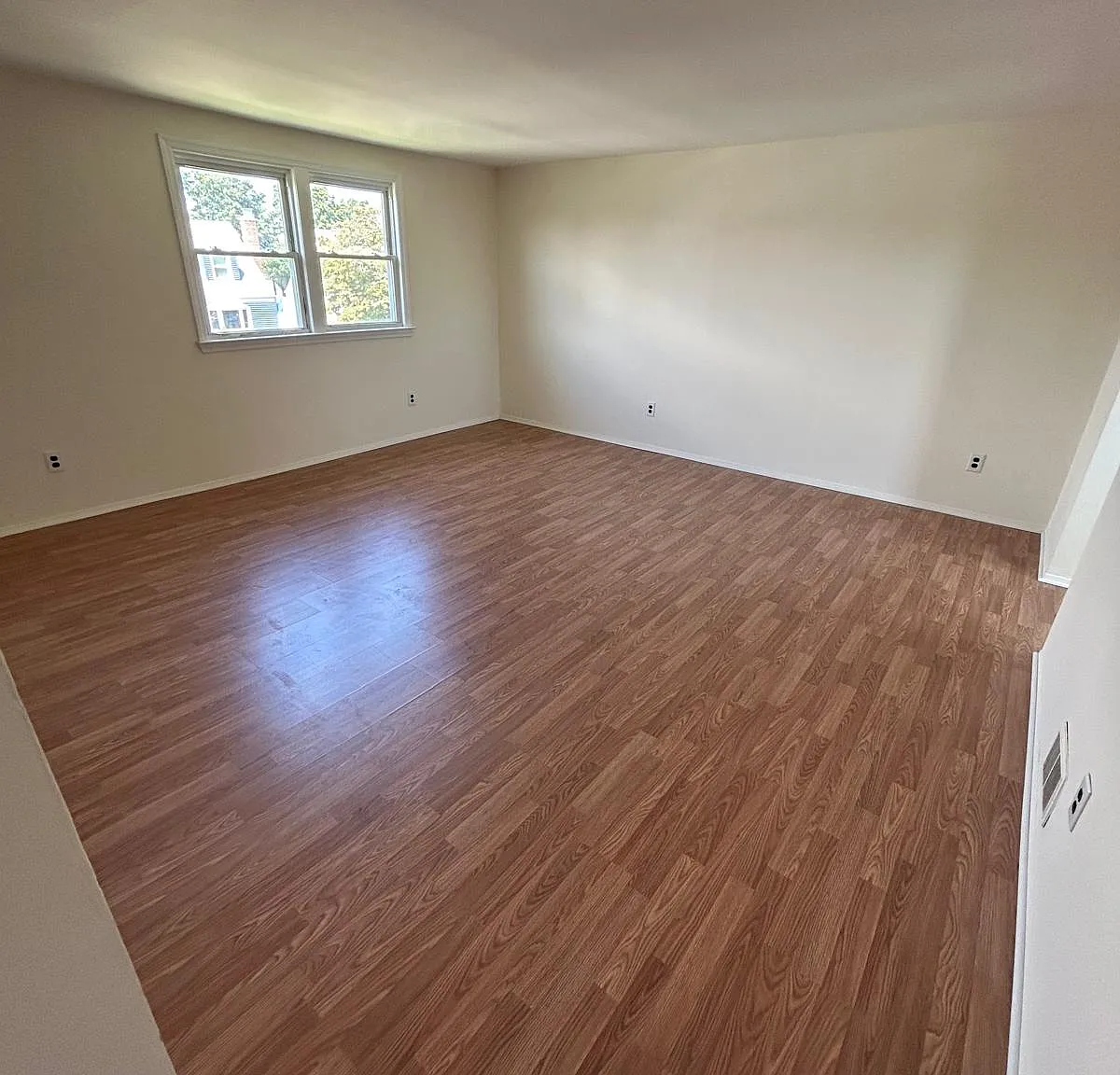 2 bed, $2,700 — Photo 1