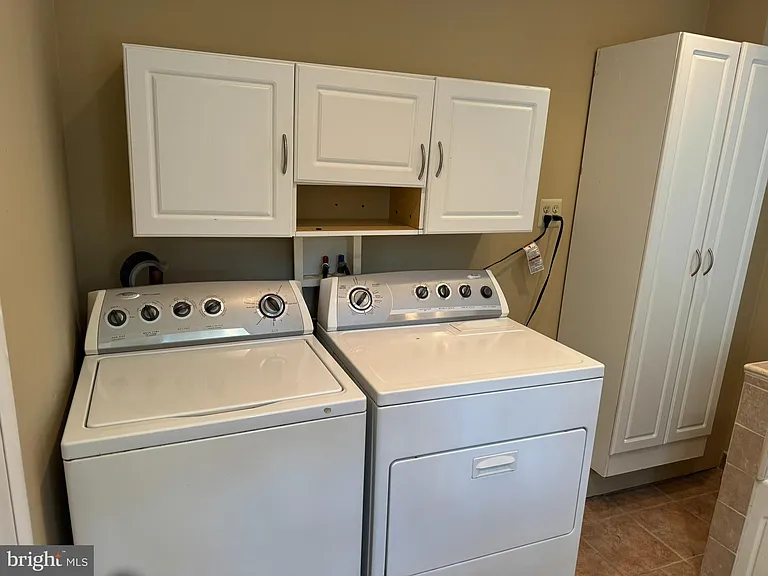 417 Wingate Rd — Photo 16