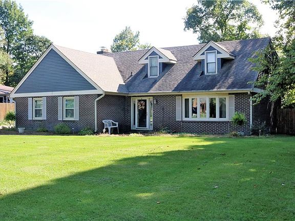 2nd image of 5529 N Olivia Dr