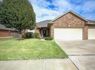 16300 Vicki Dr, Oklahoma City, OK 73170
