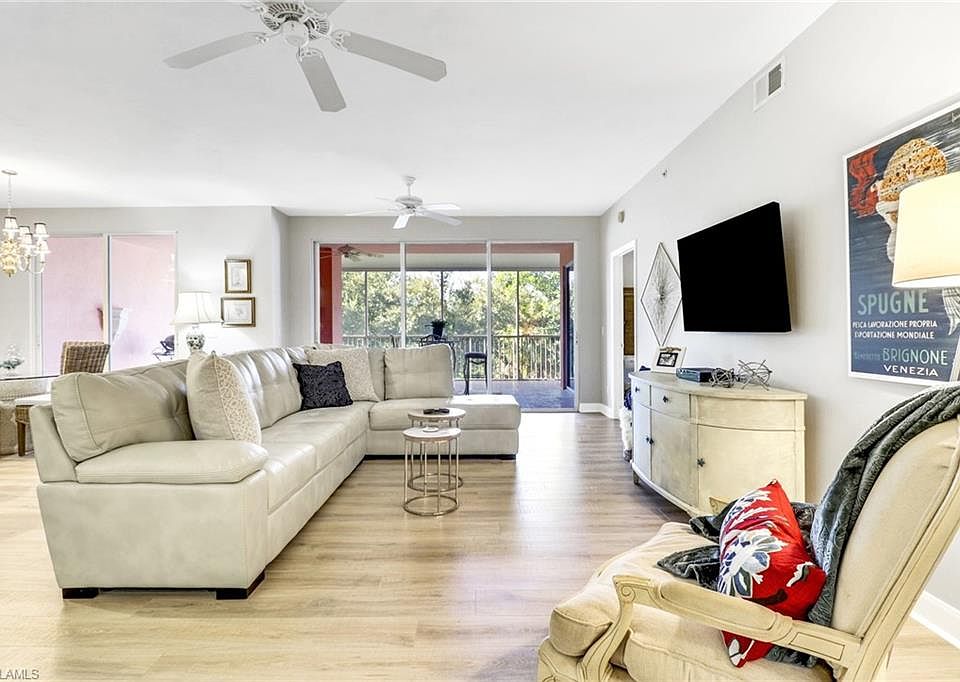 1st image of 133 Vintage Bay Dr #A5