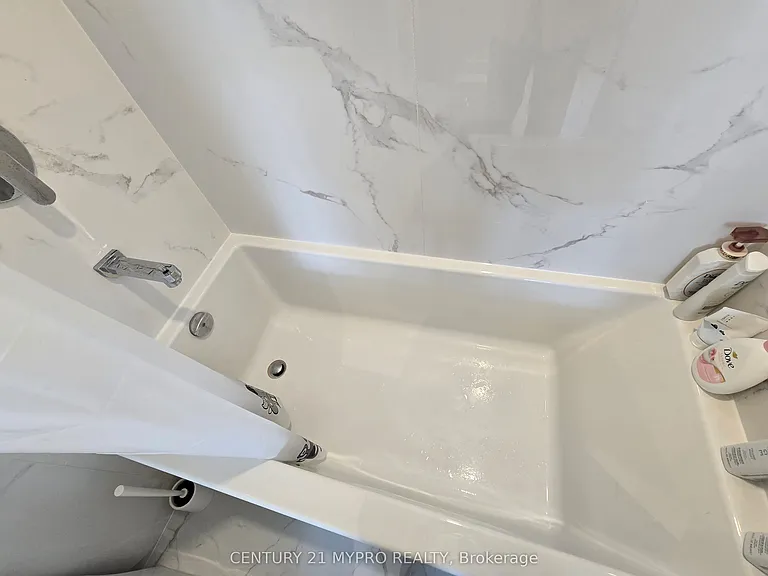 27 McMahon Dr #1806 — Photo 28
