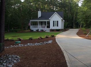 210 Burkot Rd, Lillington, NC 27546