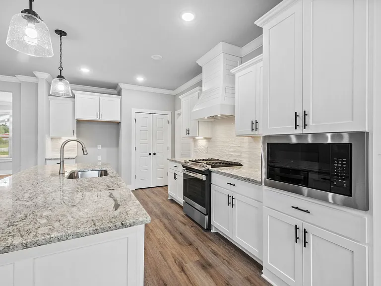 4805 SW Scarlet Oak St — Photo 12