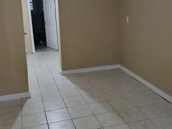 8 Van Nostrand Ave #1, Jersey City, NJ 07305