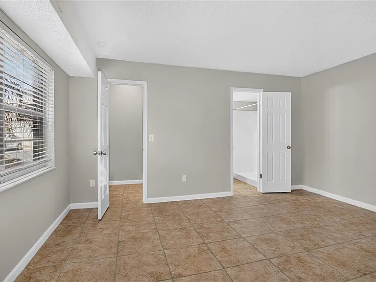53 Windtree Ln #102 — Photo 13