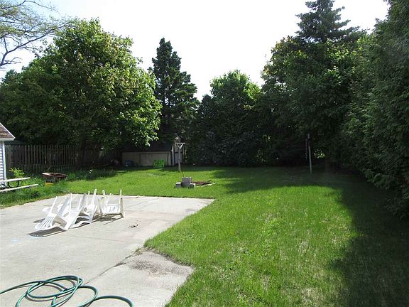 5th image of 524 Delta Ave
