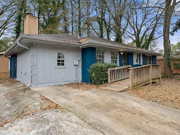 2nd image of 1089 Indale Pl SW