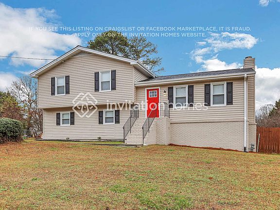 3rd image of 3416 San Antonio Dr