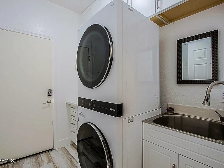 7308 E Whispering Wind Dr — Photo 38