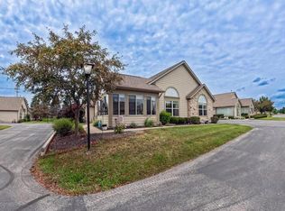 6053 Landings Pond Pl, Grove City, OH 43123