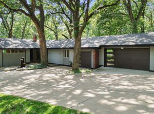 9323 Oak St, Omaha, NE 68124