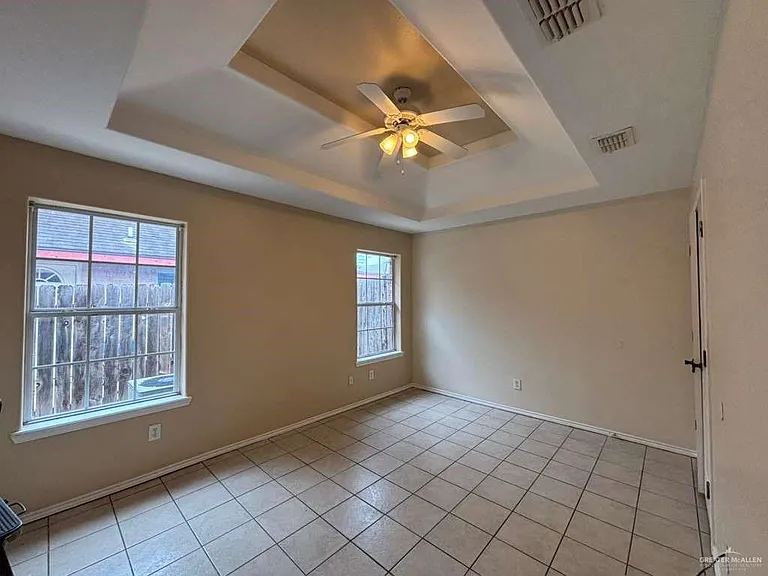 1510 Tampa St #3 — Photo 7
