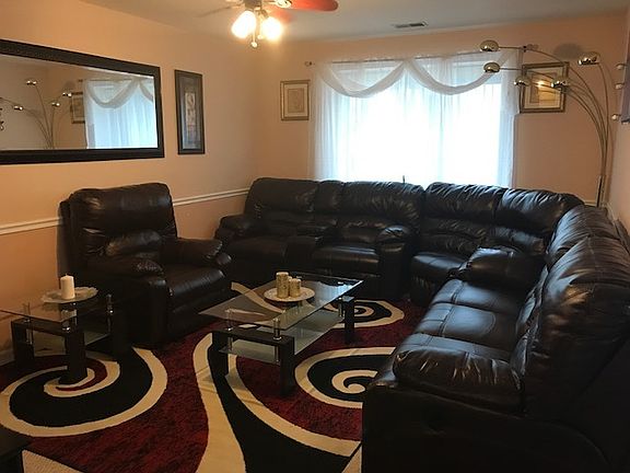 2nd image of 14D Fernwood Dr