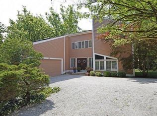 815 Indian Hill Rd, Terrace Park, OH 45174