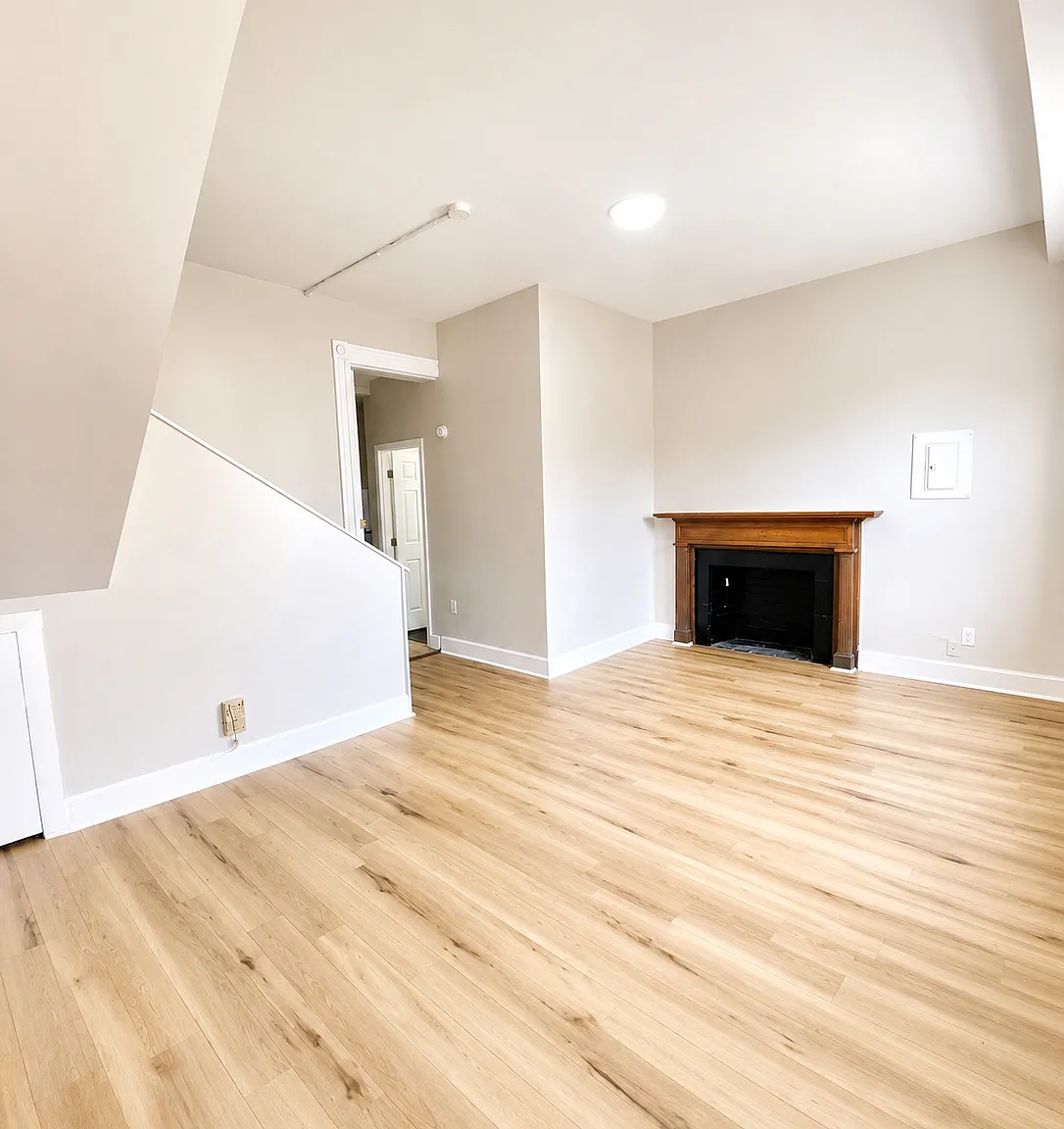 1 bed, 800 sqft, $1,475 — Photo 4