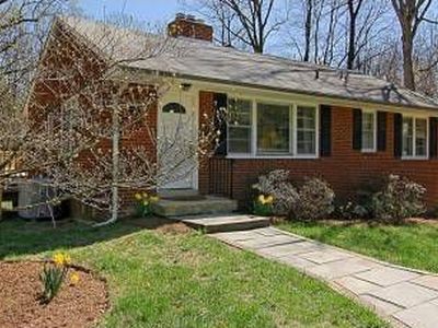 5113 Chowan Ave, Alexandria, VA, 22312