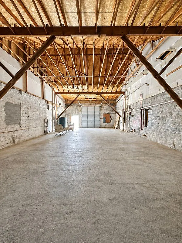 Studio, 1.0 bath, 1300 sqft, $500 — Photo 3